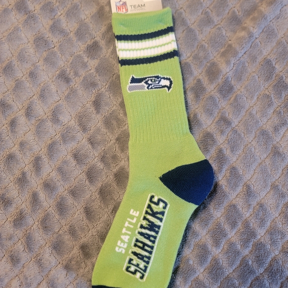 NFL Team Green and Navy Seahawks Socks - Picture 2 of 5